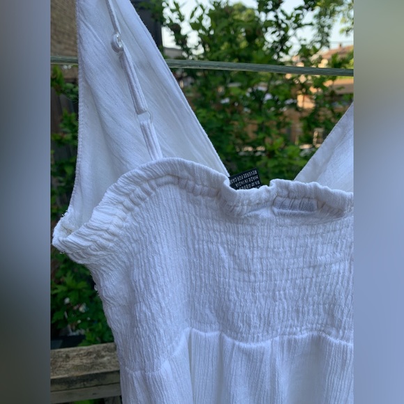 White cotton sundress - Picture 4 of 9